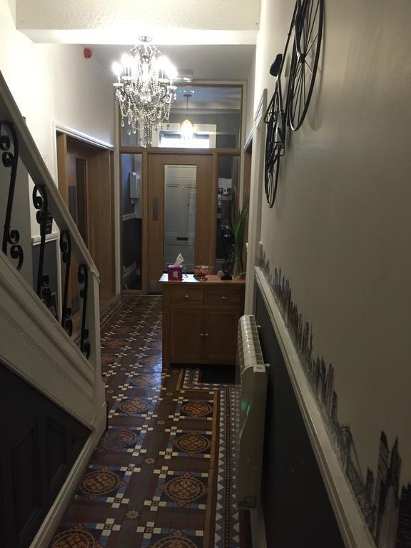 Hazeldene Guest House Selby Buitenkant foto